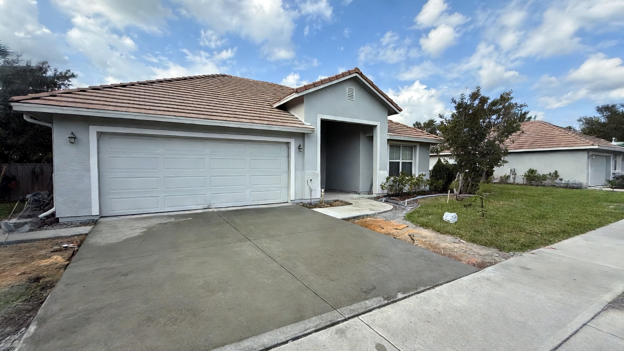 Nest Concrete crew in Hialeah